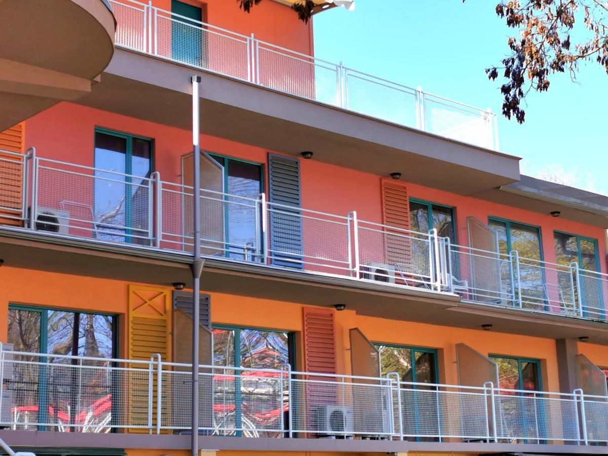 Hotel Largo Beach Σάνι Μπιτς Εξωτερικό φωτογραφία